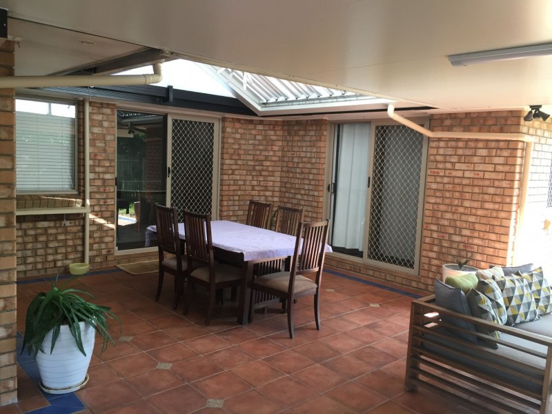 24 Hinchcliffe St, Tanah Merah QLD 4128