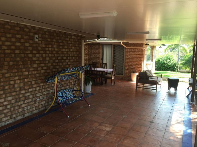24 Hinchcliffe St, Tanah Merah QLD 4128