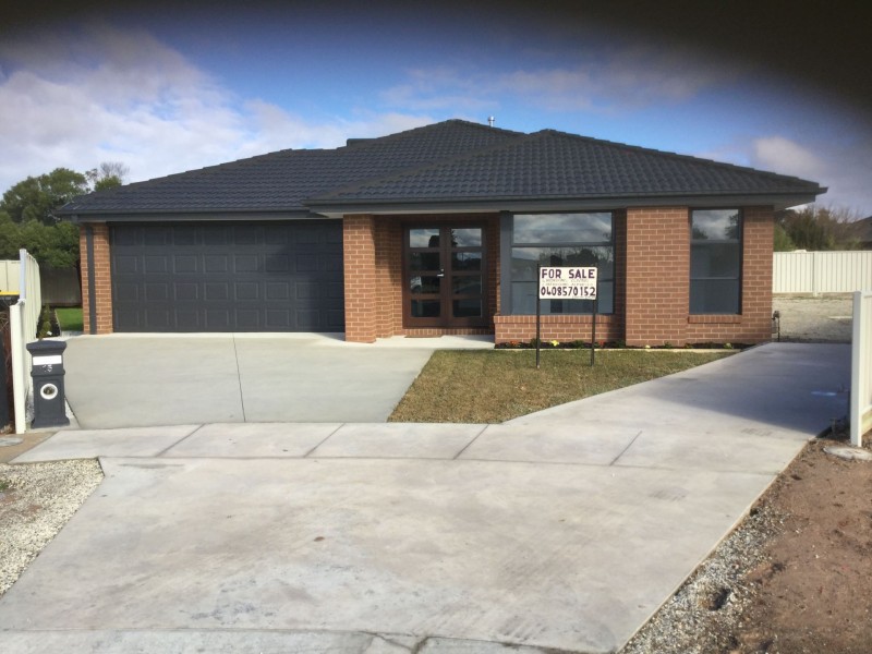 15 Robbins Court, Epsom VIC 3551