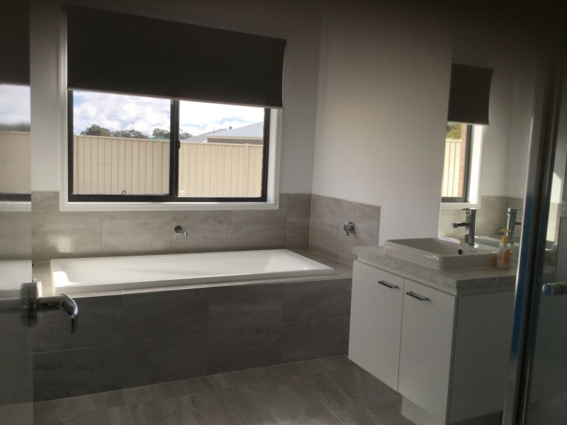 15 Robbins Court, Epsom VIC 3551