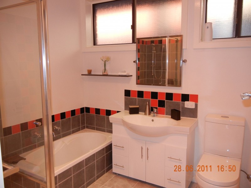 2/393 Brunswick Rd, Brunswick VIC 3056