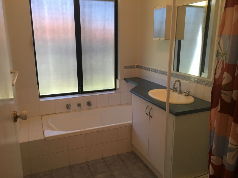 39 BOYLE AVE, Rockingham WA 6168