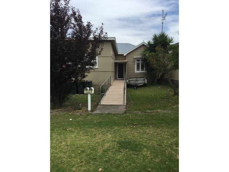 16-18 The Avenue, Corrimal NSW 2518