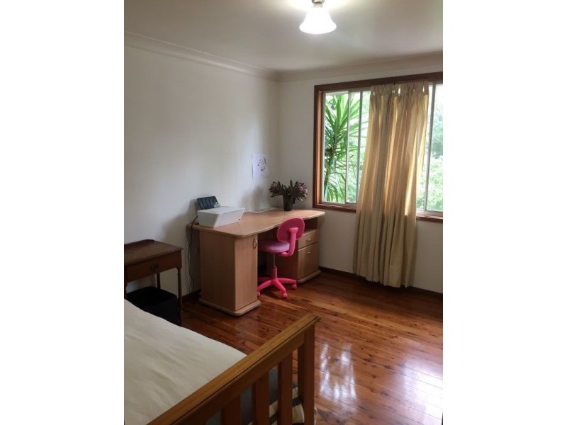 17 Tarawara st, Bomaderry NSW 2541