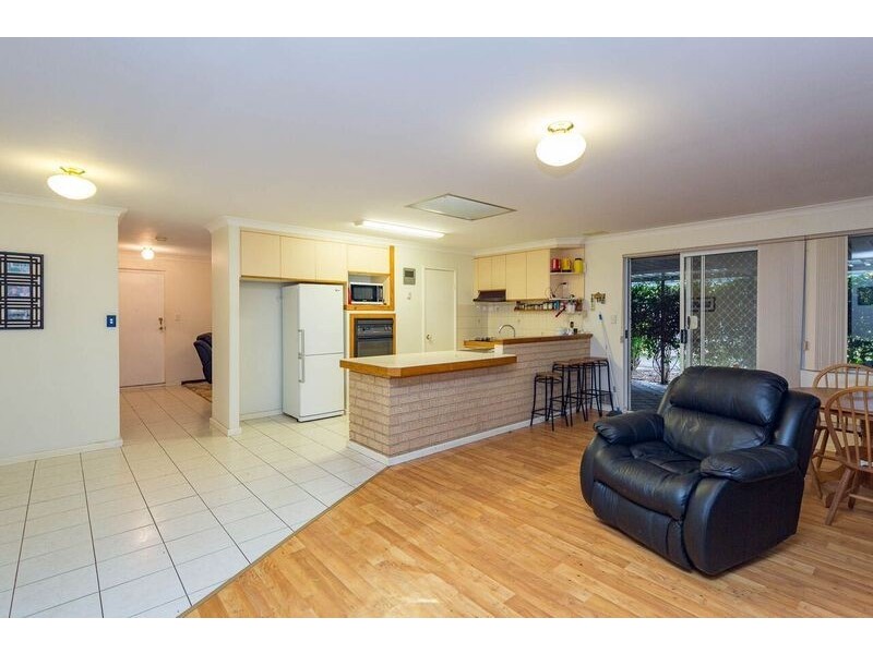 83 Hamilton Road, Eaton WA 6232