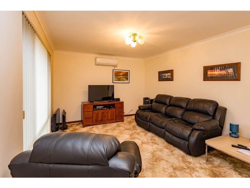 83 Hamilton Road, Eaton WA 6232