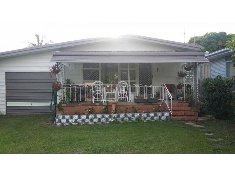 139 Muir St, Labrador QLD 4215