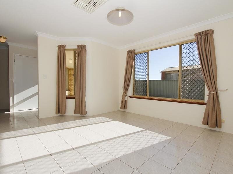 8b Mast Place, Ocean Reef WA 6027