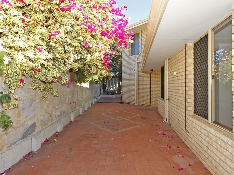 8b Mast Place, Ocean Reef WA 6027