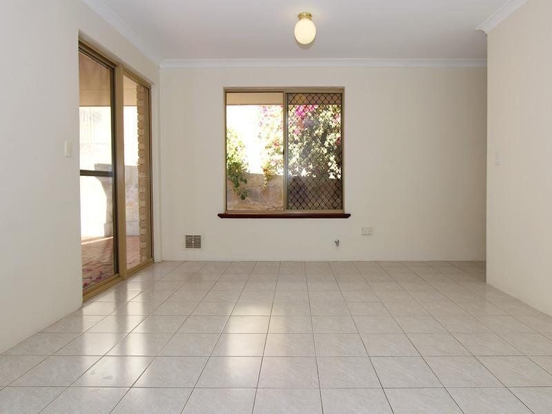 8b Mast Place, Ocean Reef WA 6027