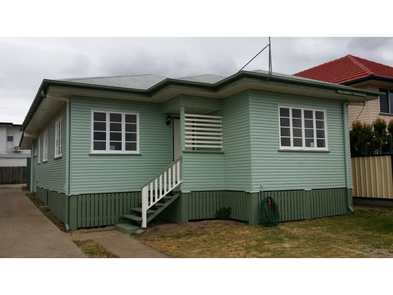 823 Old Cleveland Road, Carina QLD 4152