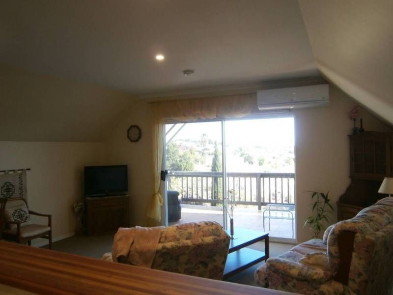 11 Drugal Court, Hallett Cove SA 5158