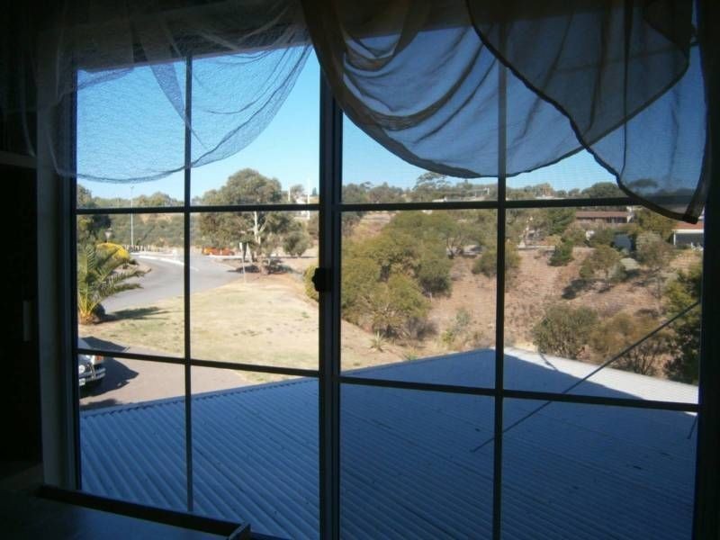 11 Drugal Court, Hallett Cove SA 5158