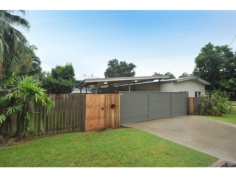 6 Vulcan Street, Aeroglen QLD 4870