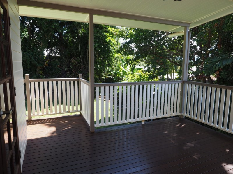 12 Tully Street, Stratford QLD 4870