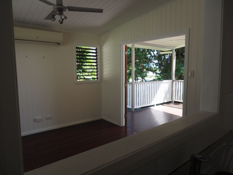 12 Tully Street, Stratford QLD 4870