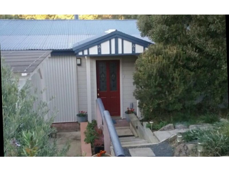 47 John Street, Uralla NSW 2358