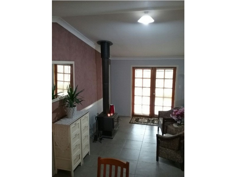 47 John Street, Uralla NSW 2358