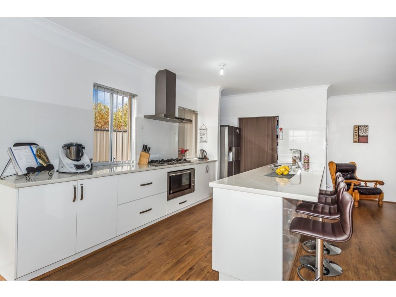 18 Greenville Vista, Meadow Springs WA 6210