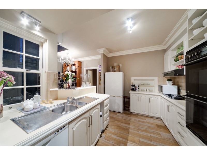 2/19 KAROO STREET, South Perth WA 6151