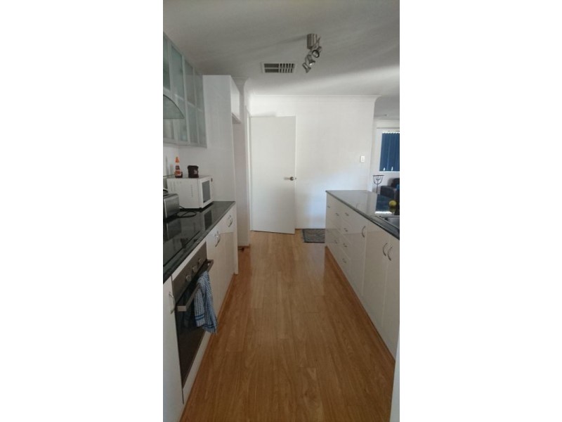 2/83 Epsom Avenue, Redcliffe WA 6104