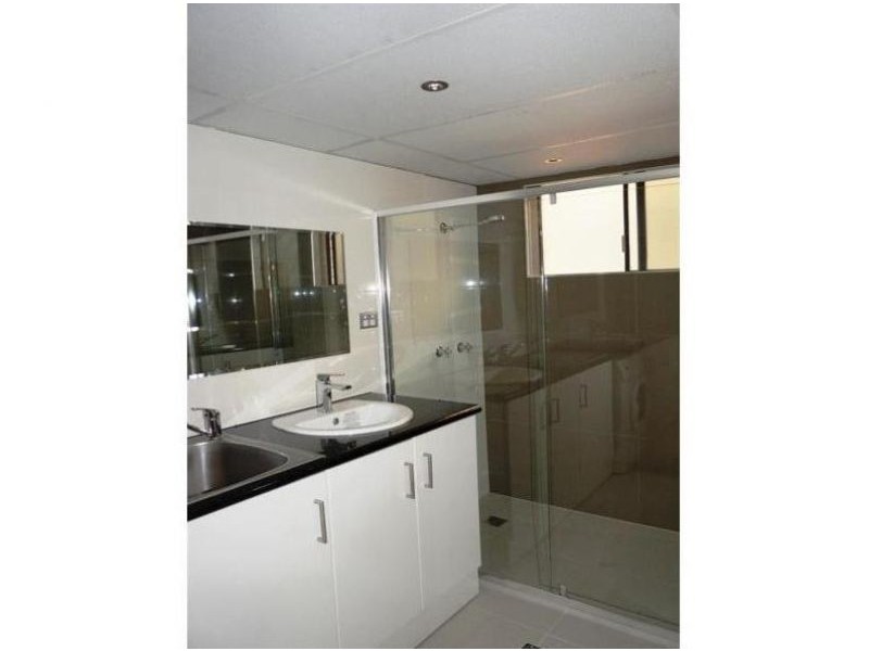 1/57 Peninsular Ave, Surfers Paradise QLD 4217