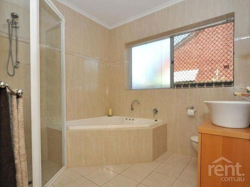 14 Maria St, Findon SA 5023