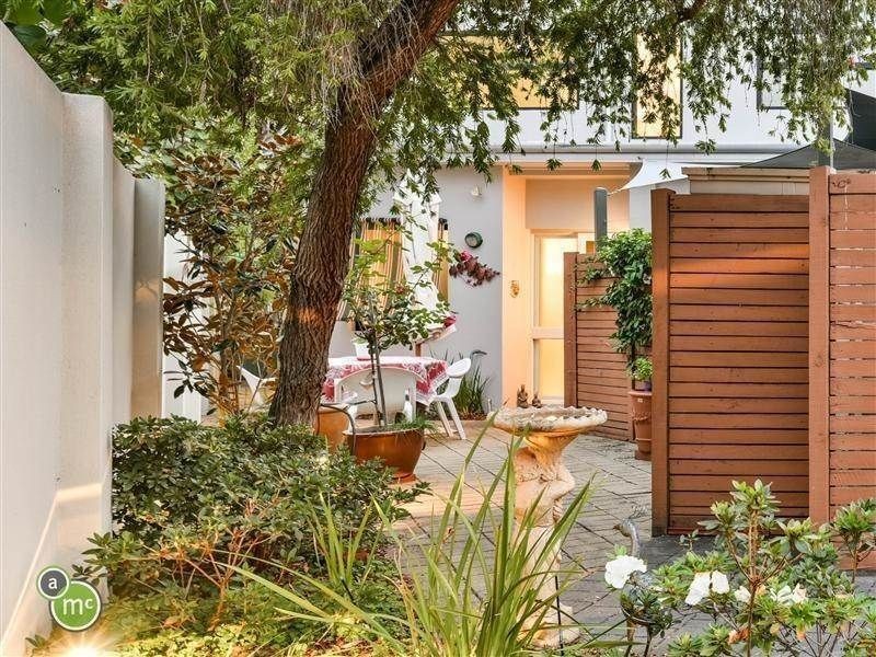 16A Princess Road, Crawley WA 6009