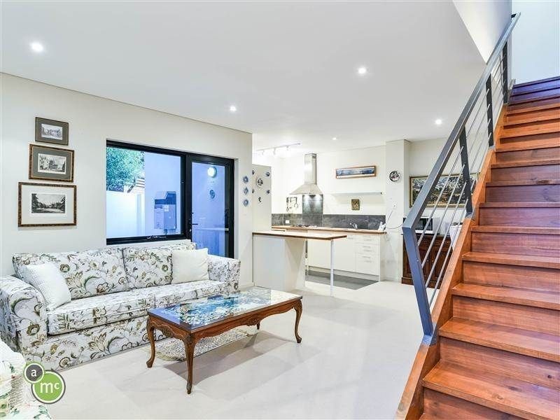 16A Princess Road, Crawley WA 6009