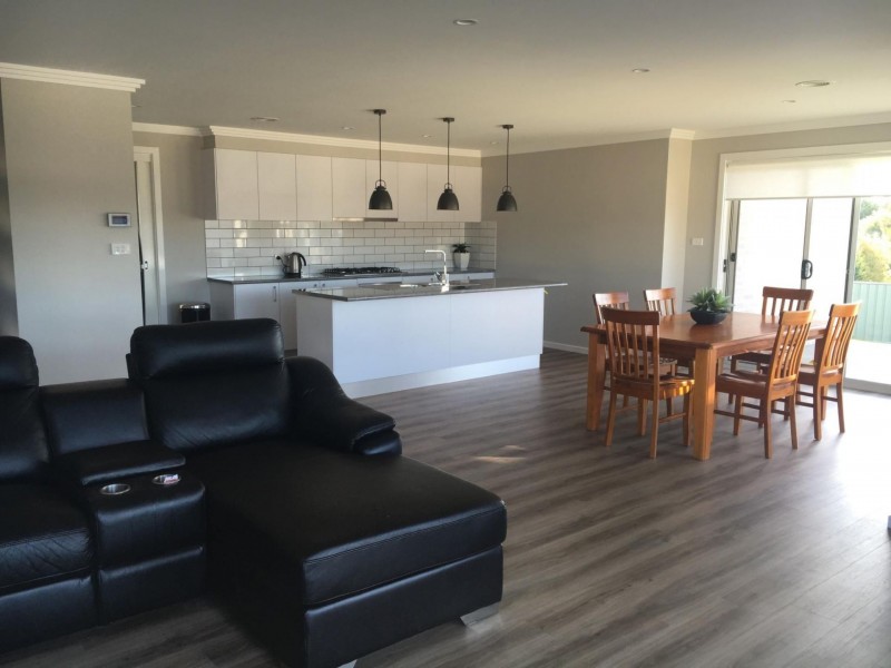 17 McCarron Place, Orange NSW 2800