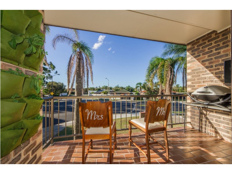 5/56 Oceanic Dr, Mermaid Waters QLD 4218