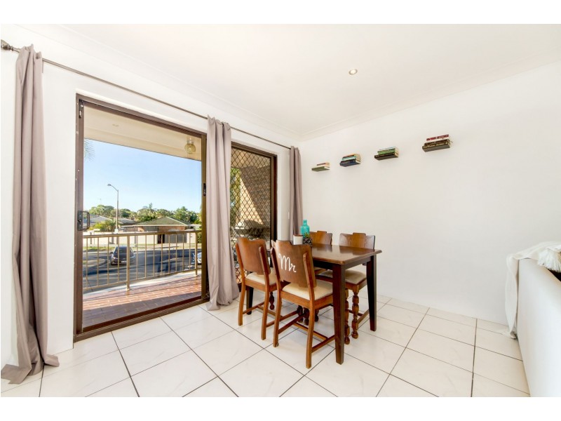 5/56 Oceanic Dr, Mermaid Waters QLD 4218
