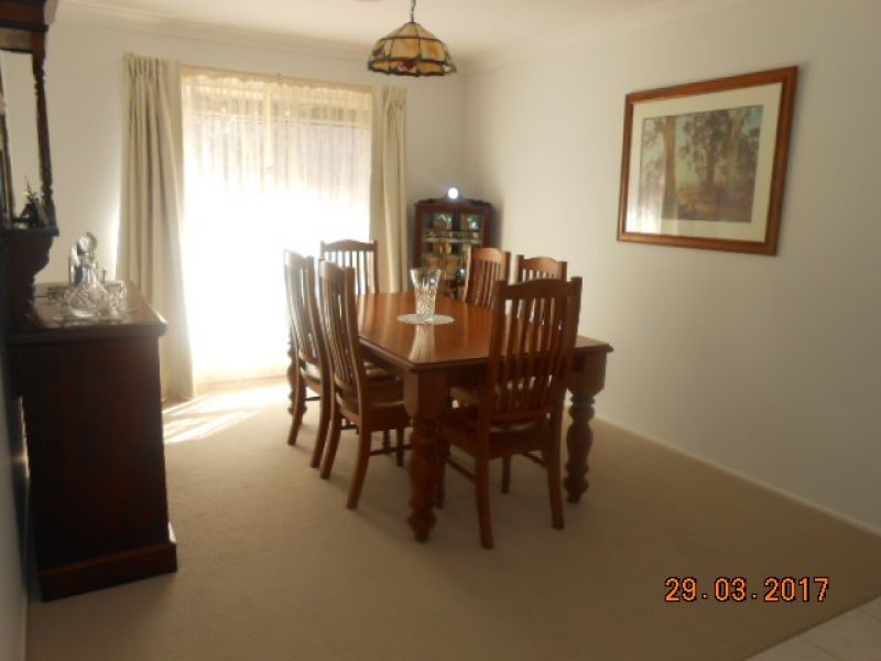 10 Compass Cl, Tea Gardens NSW 2324