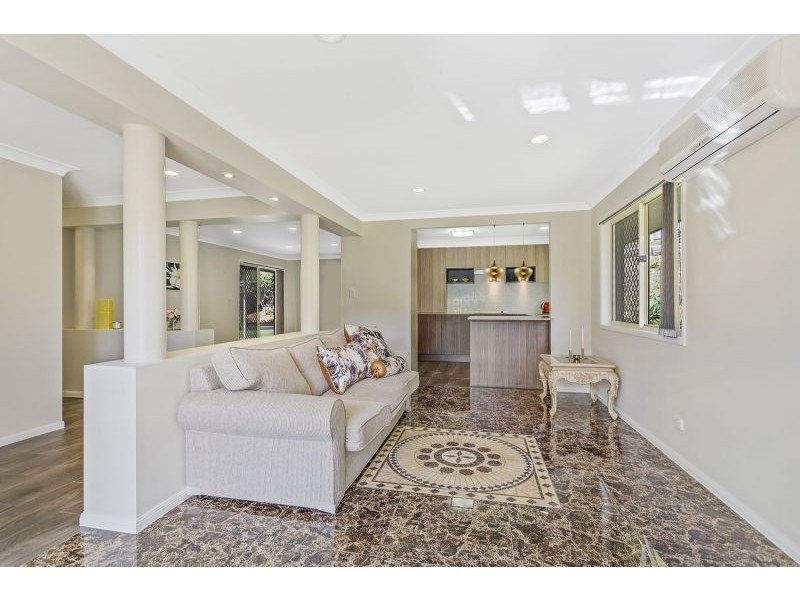 8 Schablon Close, Ormeau Hills QLD 4208