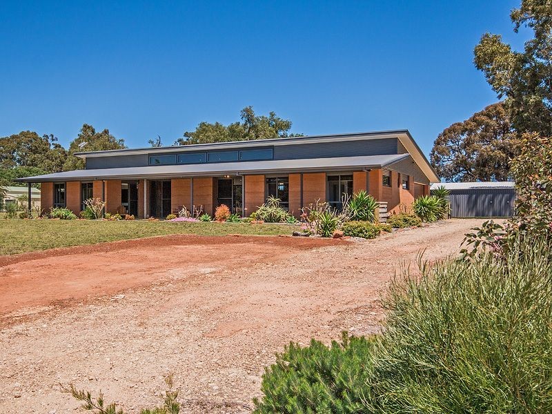 58 Tranby Ave, Serpentine WA 6125