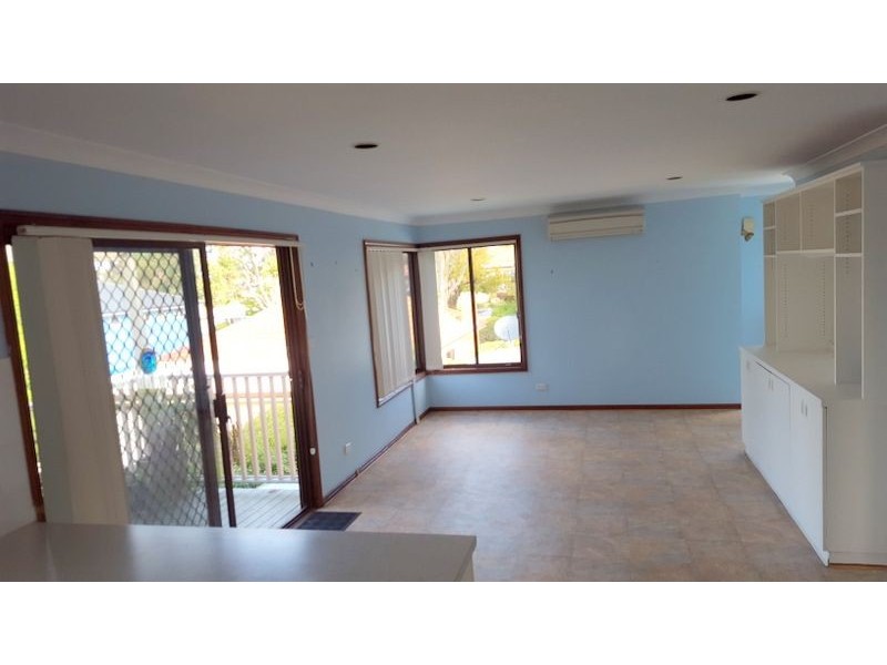 6a Greenwood Ave, Narraweena NSW 2099