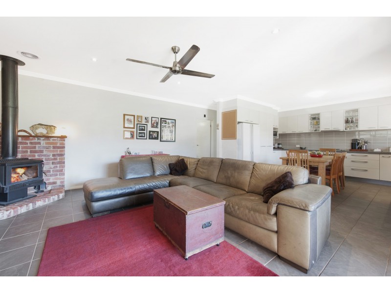 42 Rowleys Lane, Bethanga VIC 3691