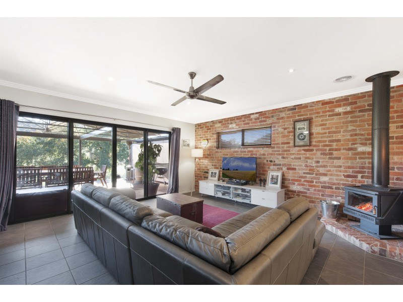 42 Rowleys Lane, Bethanga VIC 3691
