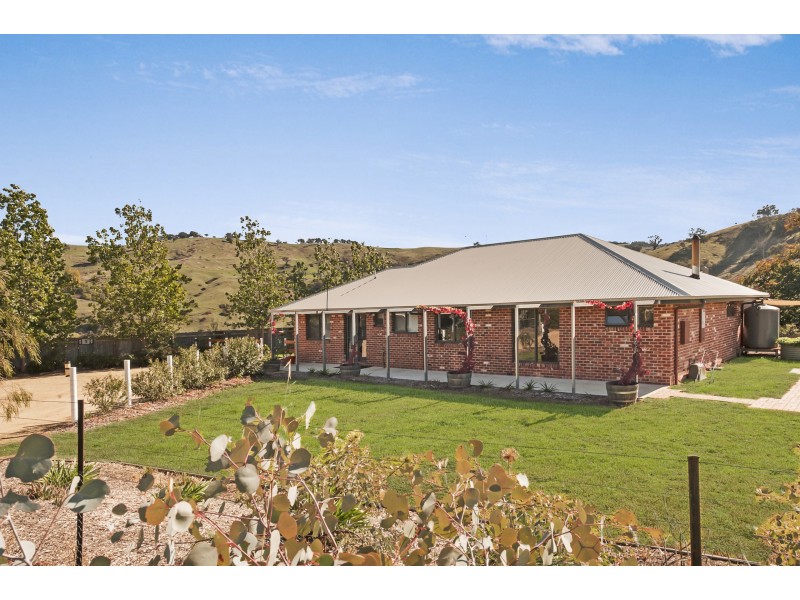 42 Rowleys Lane, Bethanga VIC 3691