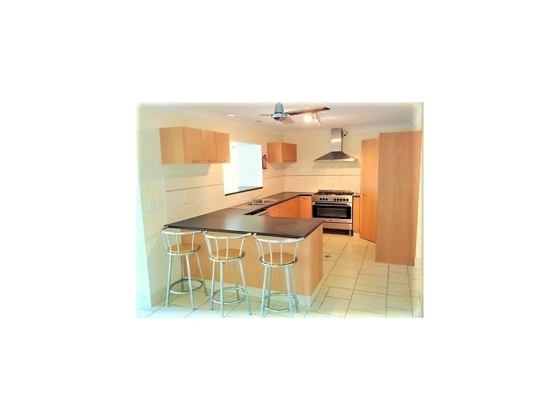 15 Larentia St, Currumbin Waters QLD 4223