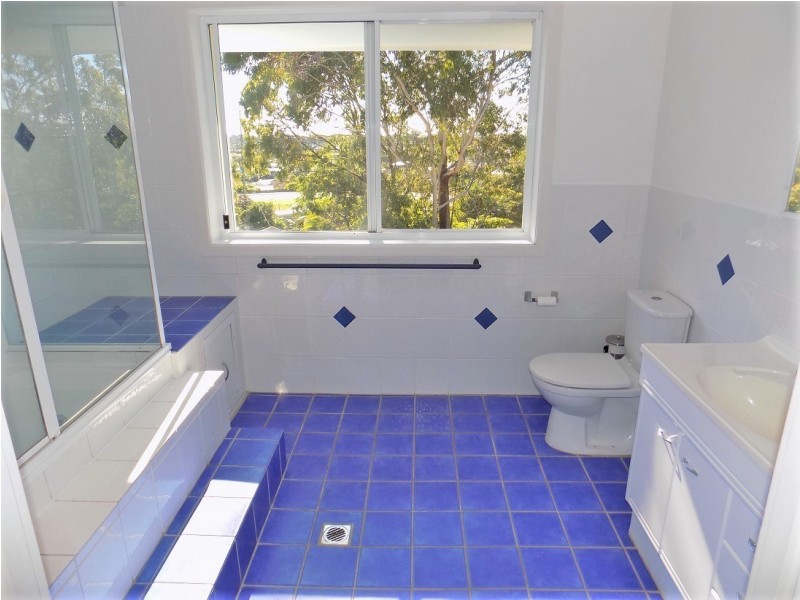 15 Larentia St, Currumbin Waters QLD 4223