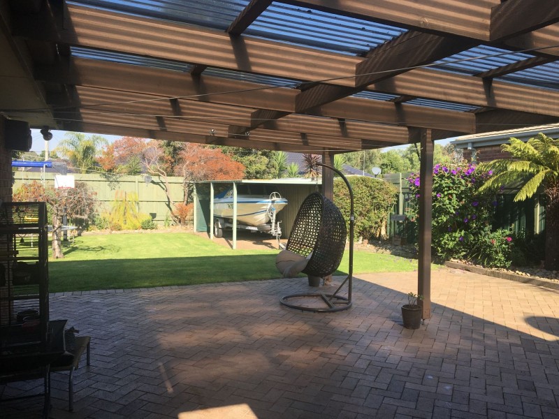 6 Stable Grove, Skye VIC 3977