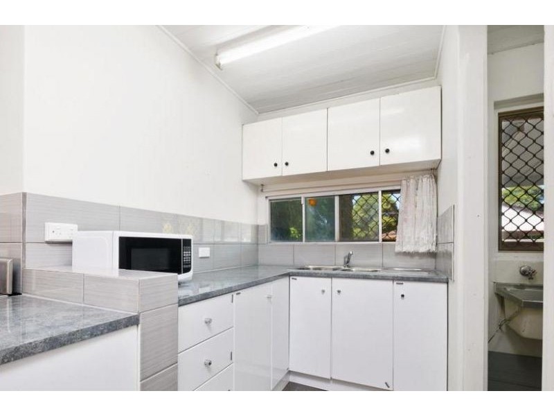 22 Hemeleers St, Gosnells WA 6110