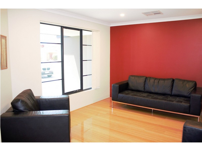 58 Fraser Road North, Canning Vale WA 6155