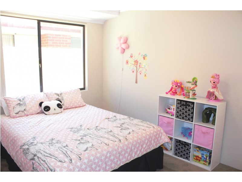 58 Fraser Road North, Canning Vale WA 6155