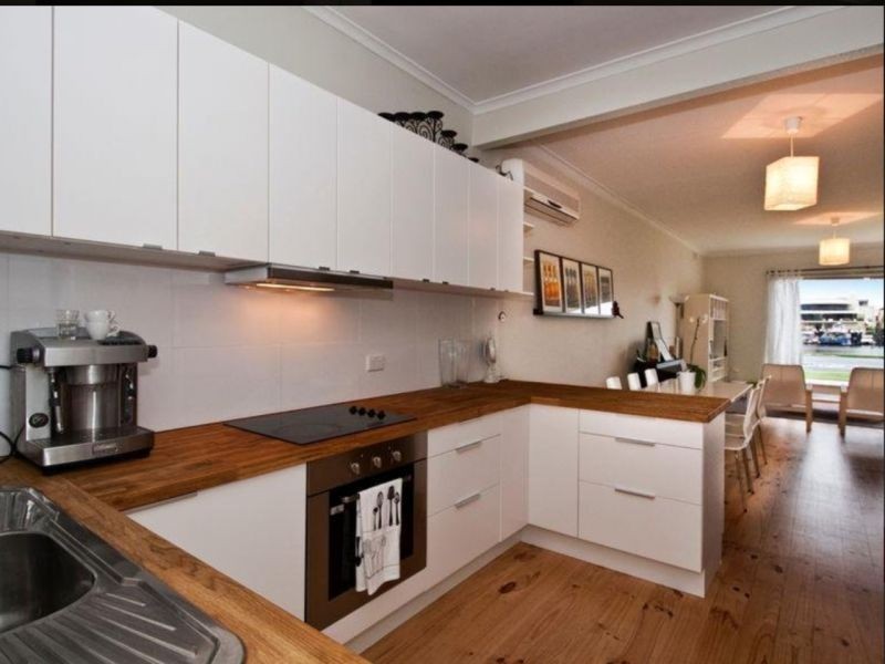 5/11 Adelphi Tce, Glenelg North SA 5045