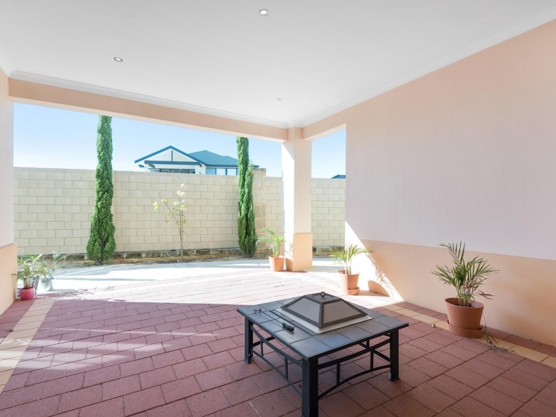 130 Grand Ocean Ent, Burns Beach WA 6028