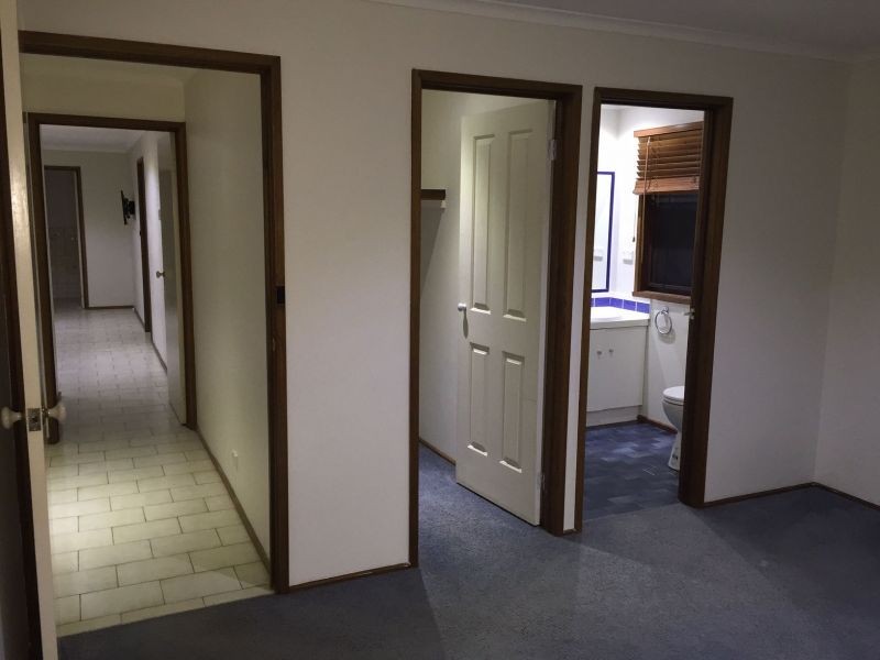 12 David Drive, Mooroolbark VIC 3138