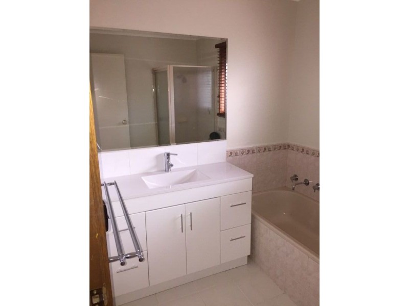 12 David Drive, Mooroolbark VIC 3138