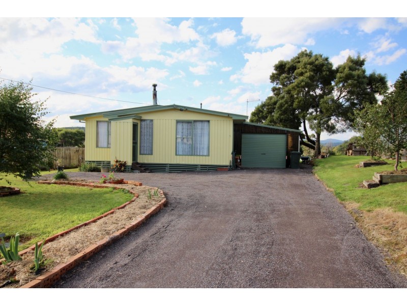 5 Blackwood St, Zeehan TAS 7469